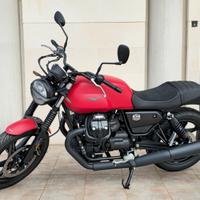 Moto Guzzi V7 Stone - PRONTA CONSEGNA