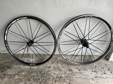 Ruote 26 Vuelta Airline XRP  mozzi Shimano RM40