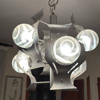 Lampadario in acciaio con sfere in vetro