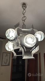 Lampadario in acciaio con sfere in vetro