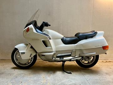Honda PC 800 anno 1989 iscritta Reg.Storico FMI