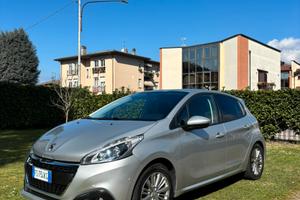 Peugeot 208 2018, 1.2 benzina euro 6b, NEOPATENTAT