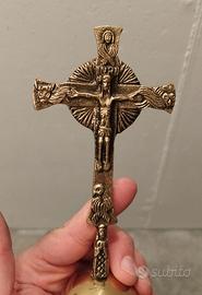 Crocefisso e porta candele in bronzo