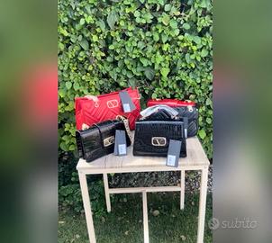 Borse versace  italia di vari colori e dimensioni