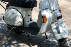 Vespa PE 200 PX 200 Arcobaleno 1984 targata MI