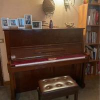 Pianoforte kawaii verticale k