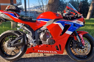 HONDA CBR 600 RR 2026