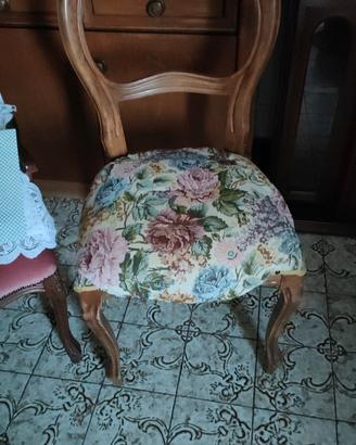 Sedie comode per sala. 