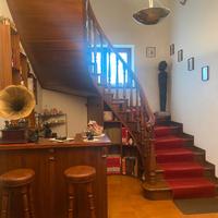 Scala di legno per interni