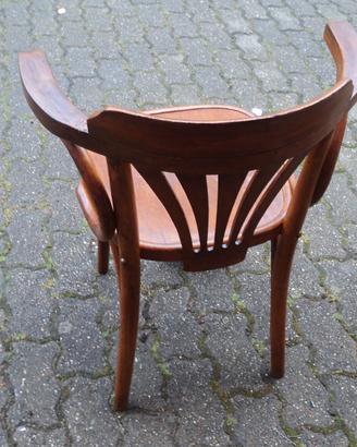 sedia con braccioli thonet