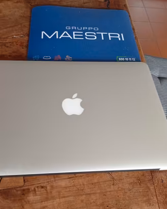 computer MacBook 