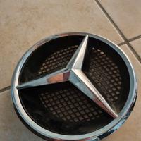 Stemma Anteriore Griglia Mercedes