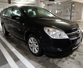 Opel Astra 1.7 eco Flex isuzu