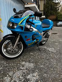Suzuki gsx-r 600 srad