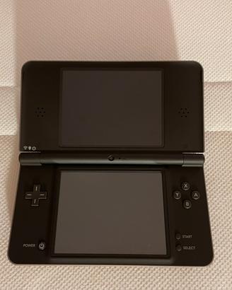 Nintendo DS XL