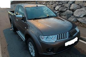 Mitsubishi L200 4X4 cassone lungo