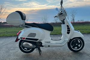 Vespa GTS 300 Super