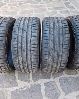 Gomme Estive Hankook 235 35 19 91Y