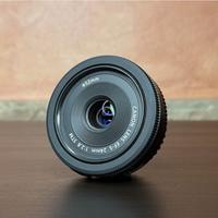 Obiettivo Canon EF-S 24mm f/2.8 STM Pancake