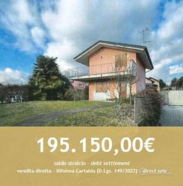Villa a Molteno (LC)