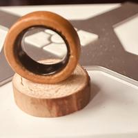 Anello in legno e acciaio