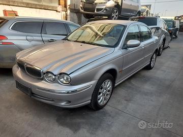 JAGUAR X TYPE 2001