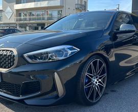 BMW M 135i XDRIVE