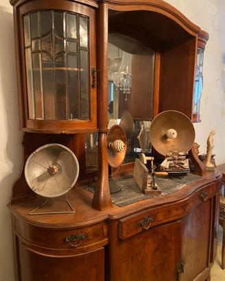 credenza con specchio