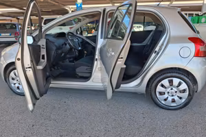 Toyota Yaris 1.3 BENZINA-OK NEOPATENTATI.
