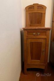 Comodini in noce primi anni del 1900