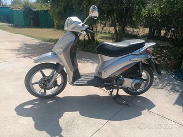 piaggio liberty 150 