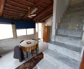 Semindipendente con terrazzo e giardino
