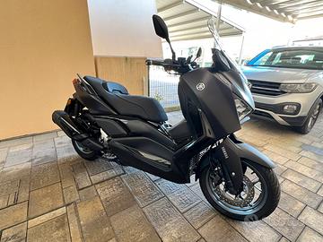 Yamaha xmax 300 tech max 2025