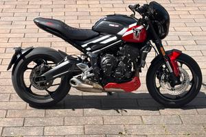 Triumph trident 660