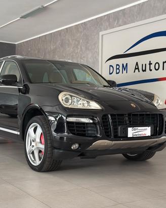 Porsche Cayenne 4.8 Turbo
