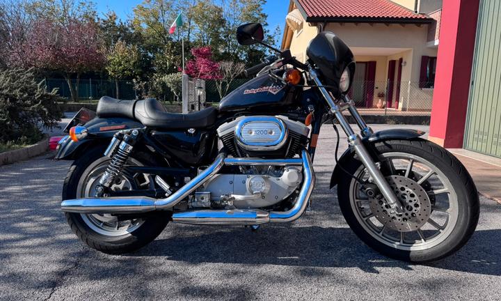 Harley Davidson Sportster 1200 r