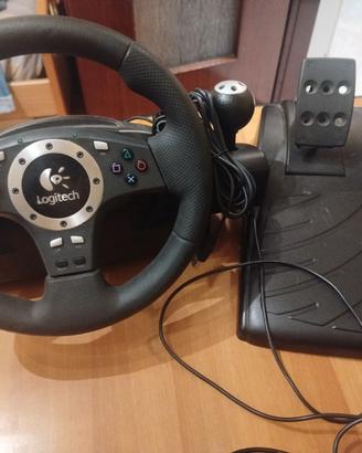 Volante e pedaliera per PS3 e pc