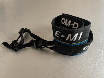 OLYMPUS OM D E M1 kit accessori