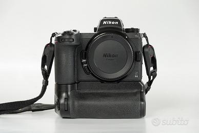 Nikon Z6ii solo 19.000 scatti + battery grip