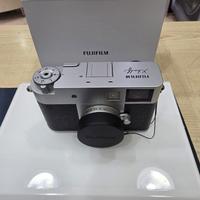 Fujifilm X half