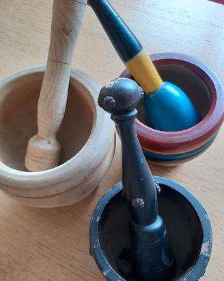 set 3 mortai in legno con pestello 