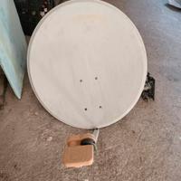 Parabola satellitare da 80 cm