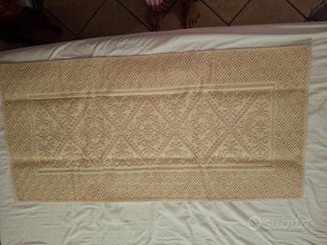 Tappeto fatto a mano