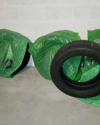 set 4 pneumatici invernali 235/55 R18