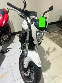Benelli BN 302 4T