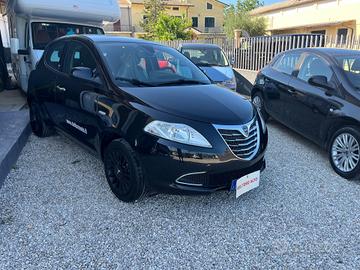 Lancia Ypsilon 1.2 69 CV 5 porte Gold