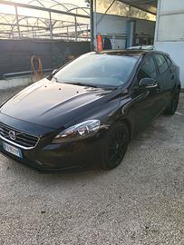 V40 eventuale permuta con 4x4 