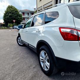 NISSAN QASHQAI +2
