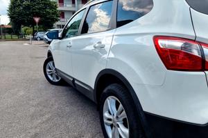 NISSAN QASHQAI +2