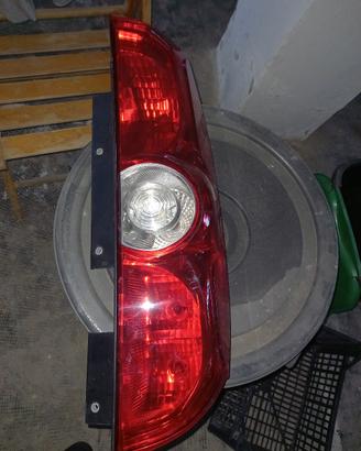 fanale fiat doblo